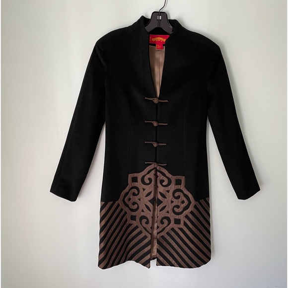 Shanghai Tang Jackets & Blazers - EUC ShanghaiTang cashmere coat with leather patches